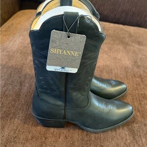 Shyanne Dark Leather Cowboy Boots